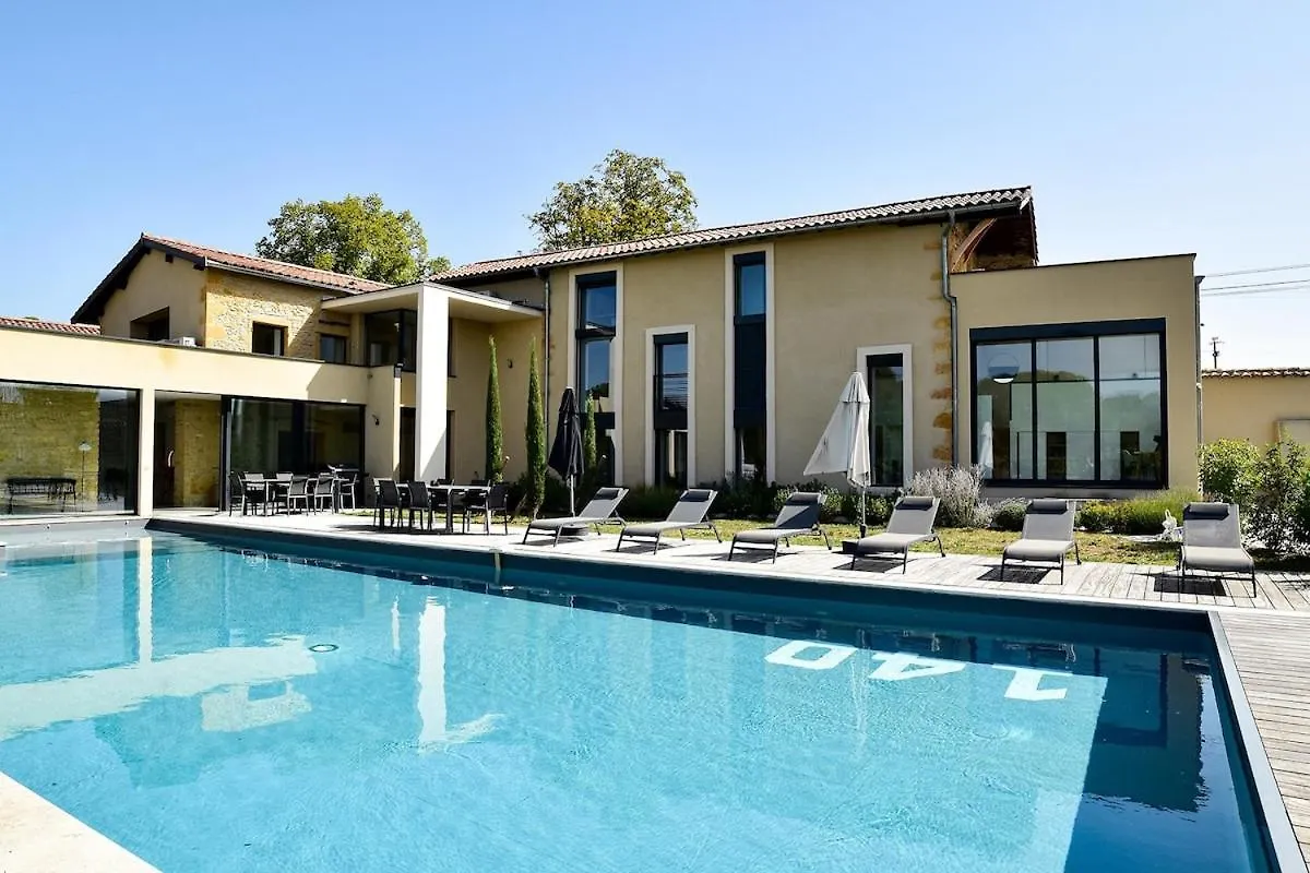 Villa Molinant, Evasion En Pierres Dorees Bagnols