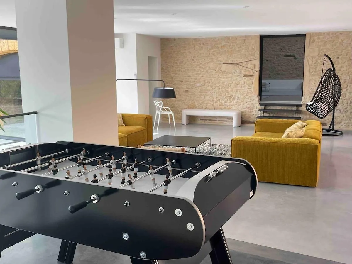 Villa Molinant, Evasion En Pierres Dorees Bagnols